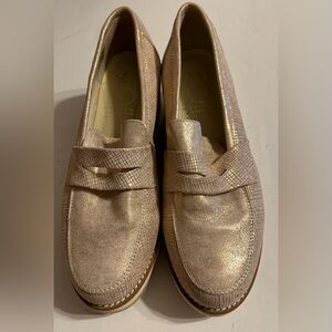 Marroqui Sanchez gold shoes size 36